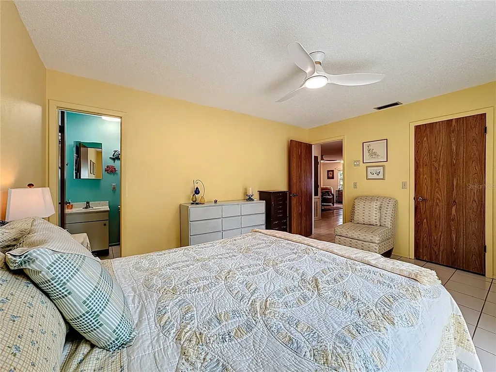 4229 66th Street Circle W Bradenton FL 34209