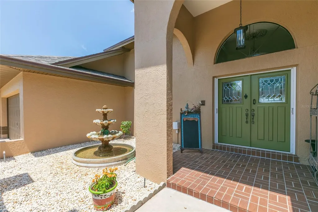 6602 Seabird Way Apollo Beach FL 33572