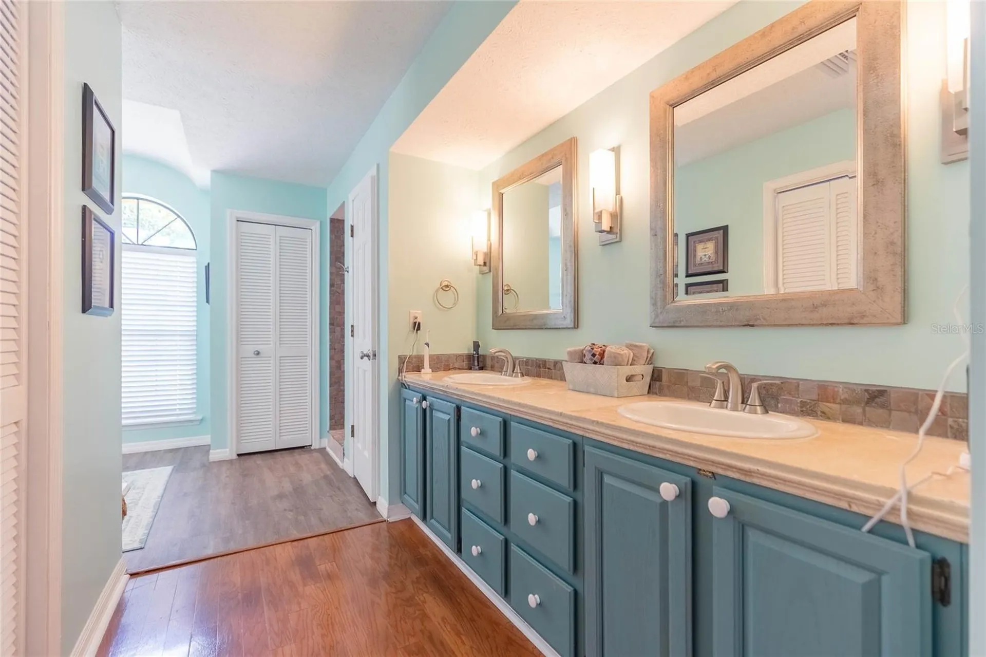 6602 Seabird Way Apollo Beach FL 33572