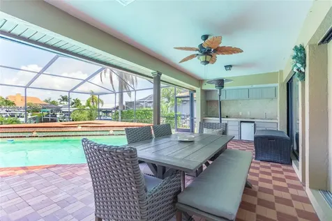 6602 Seabird Way Apollo Beach FL 33572