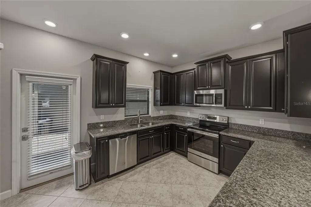 28647 Tranquil Lake Circle Wesley Chapel FL 33543