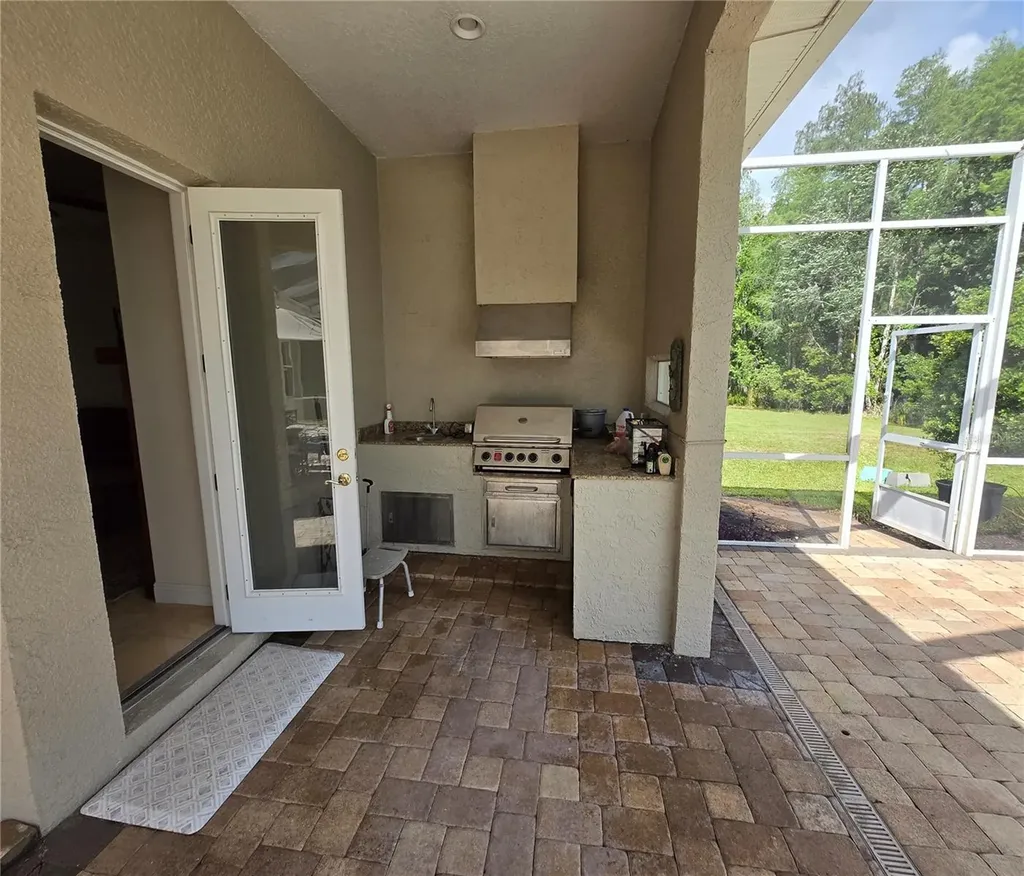 19153 Geraci Road Lutz FL 33558