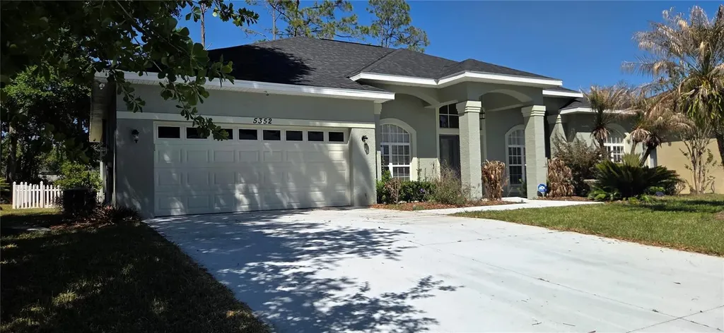 5352 Camberlea Avenue Zephyrhills FL 33541
