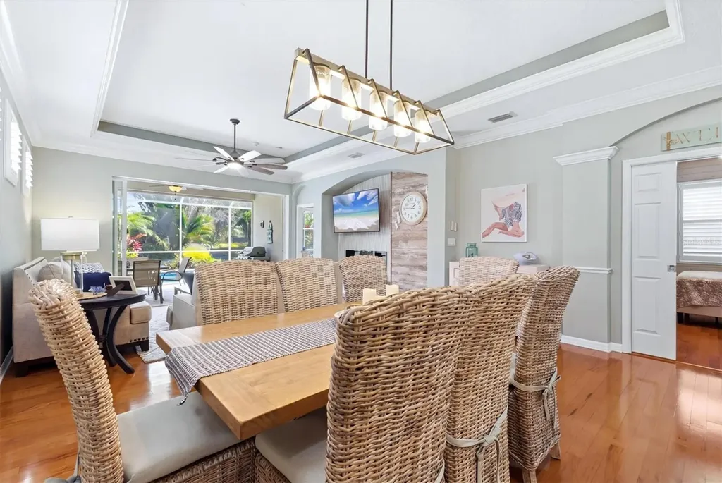 7627 Birds Eye Terrace Bradenton FL 34203