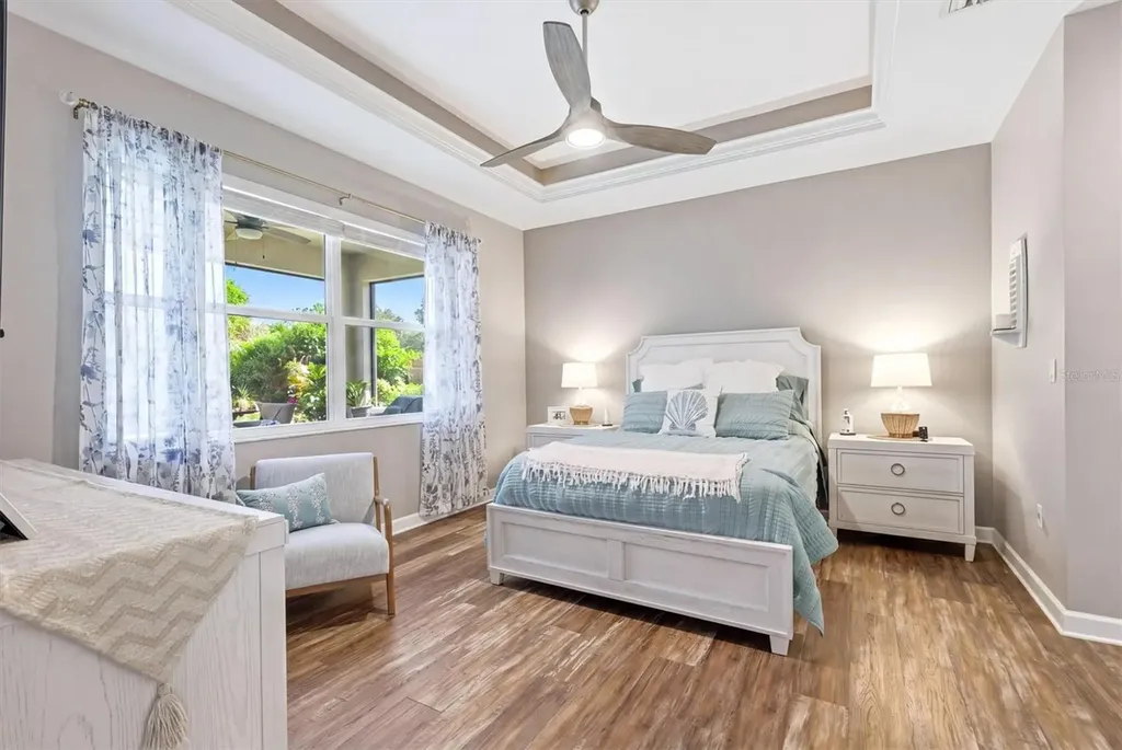 7627 Birds Eye Terrace Bradenton FL 34203