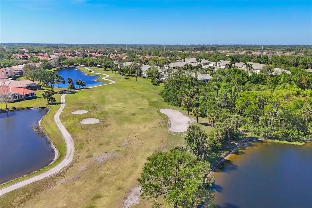 7627 Birds Eye Terrace Bradenton FL 34203