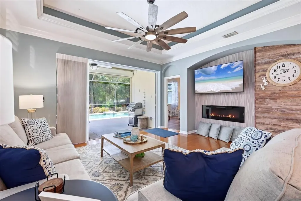 7627 Birds Eye Terrace Bradenton FL 34203