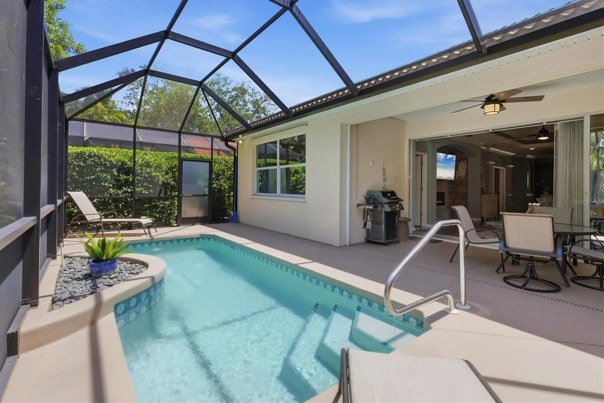 7627 Birds Eye Terrace Bradenton FL 34203