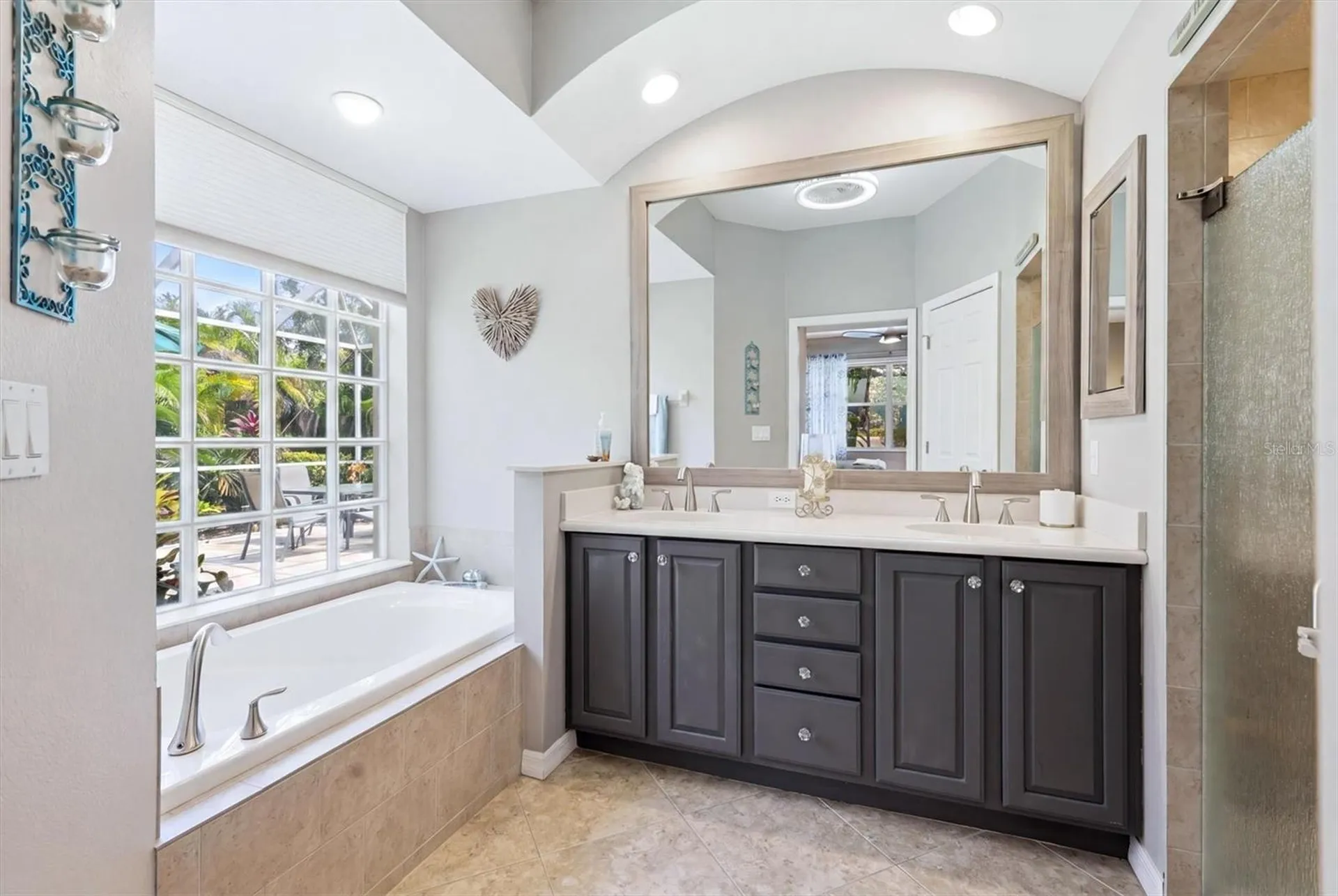 7627 Birds Eye Terrace Bradenton FL 34203