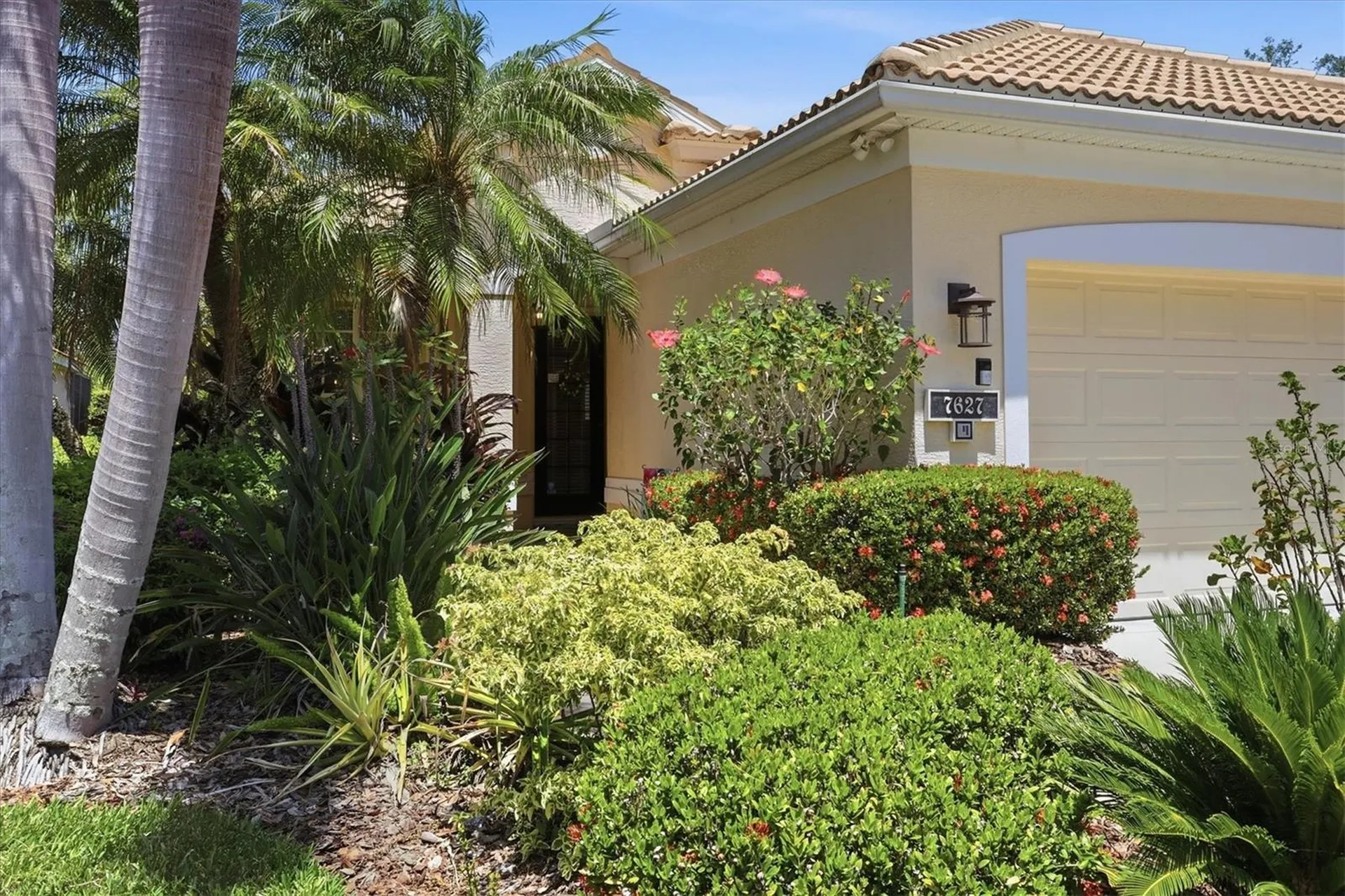 7627 Birds Eye Terrace Bradenton FL 34203
