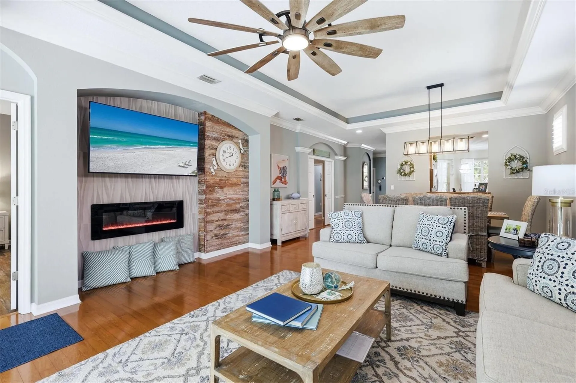 7627 Birds Eye Terrace Bradenton FL 34203