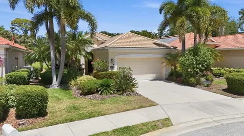 7627 Birds Eye Terrace Bradenton FL 34203