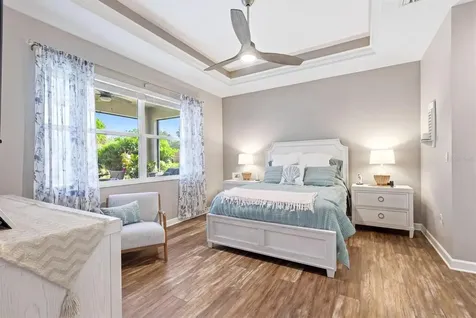 7627 Birds Eye Terrace Bradenton FL 34203