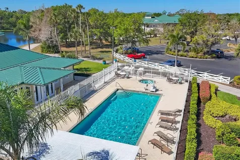 7627 Birds Eye Terrace Bradenton FL 34203