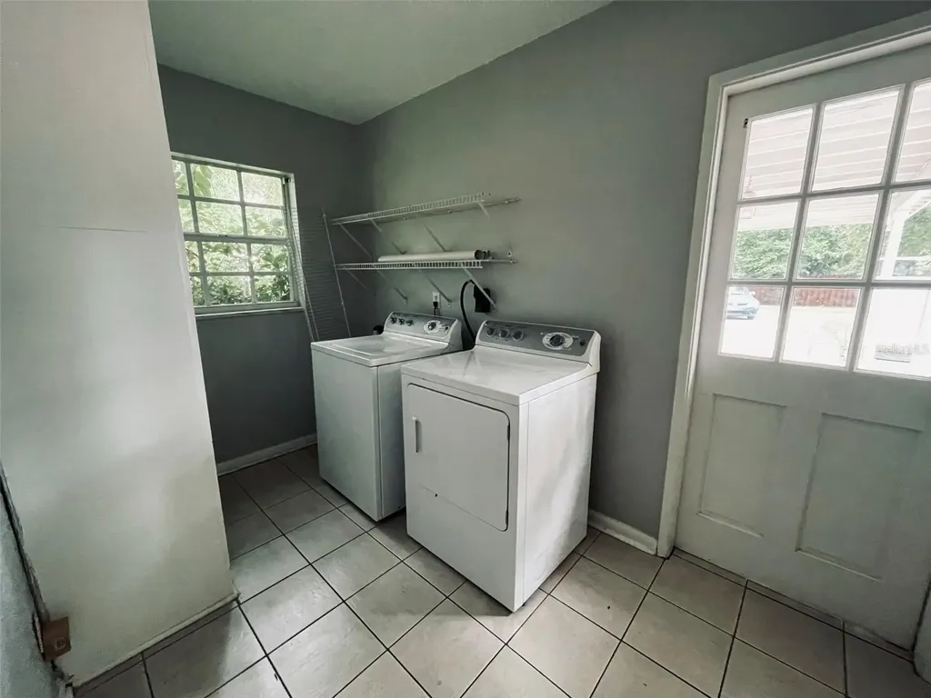 1039 S Frankland Road Tampa FL 33629