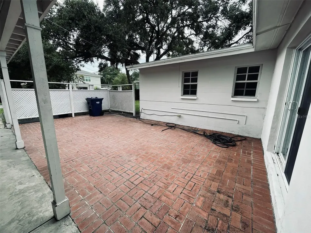 1039 S Frankland Road Tampa FL 33629