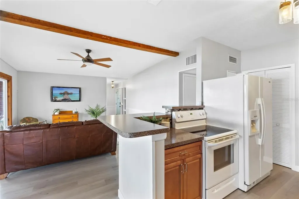 620 Lake Drive Oviedo FL 32766