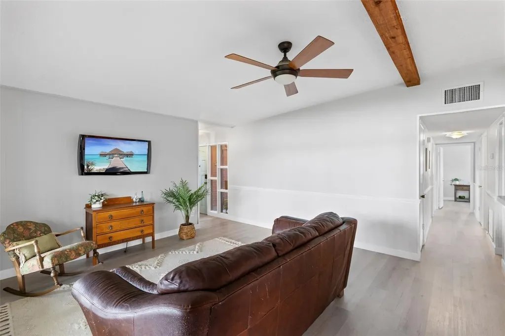 620 Lake Drive Oviedo FL 32766