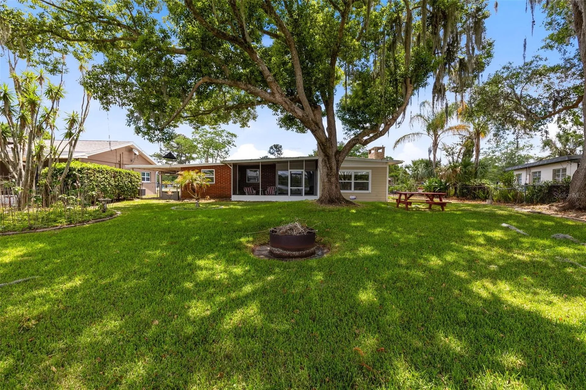 620 Lake Drive Oviedo FL 32766