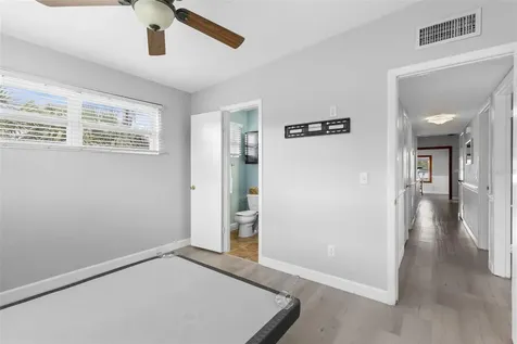 620 Lake Drive Oviedo FL 32766
