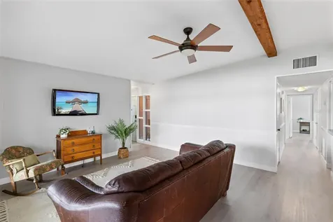 620 Lake Drive Oviedo FL 32766