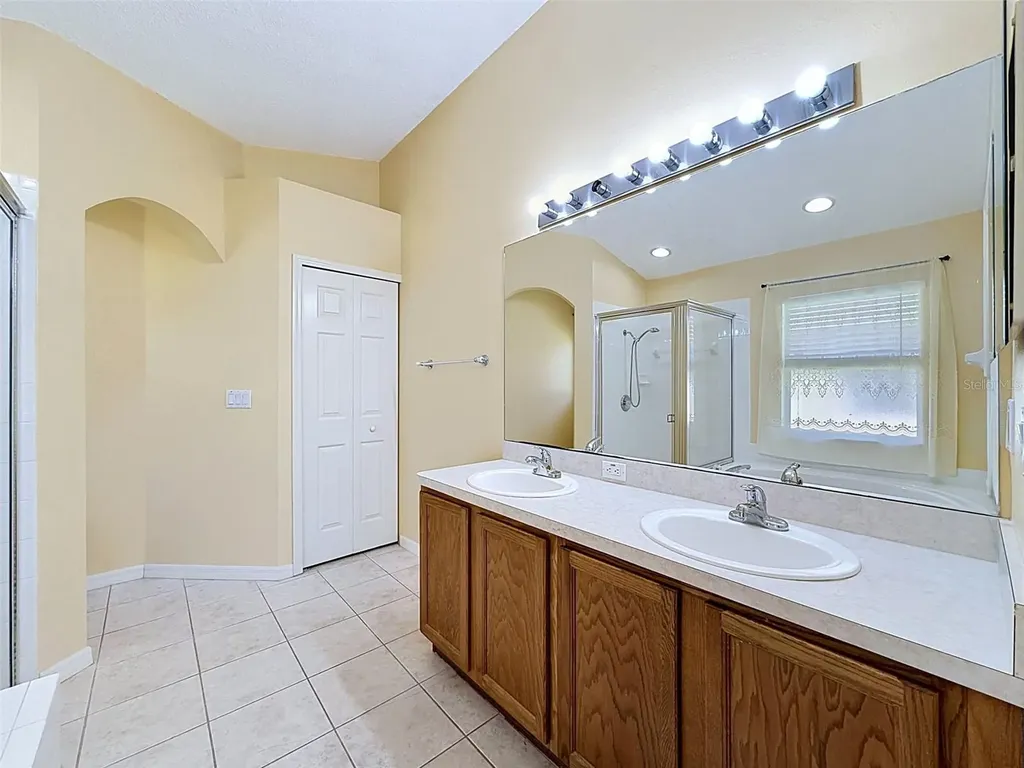 2706 Tidal Creek Drive Holiday FL 34691