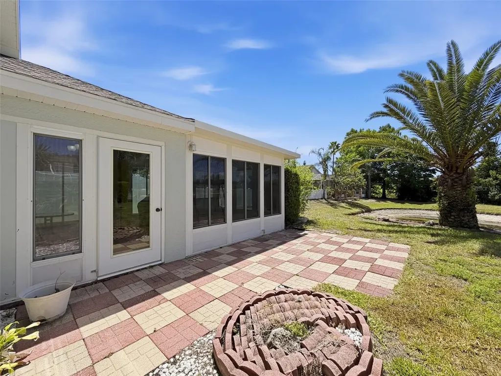 2706 Tidal Creek Drive Holiday FL 34691