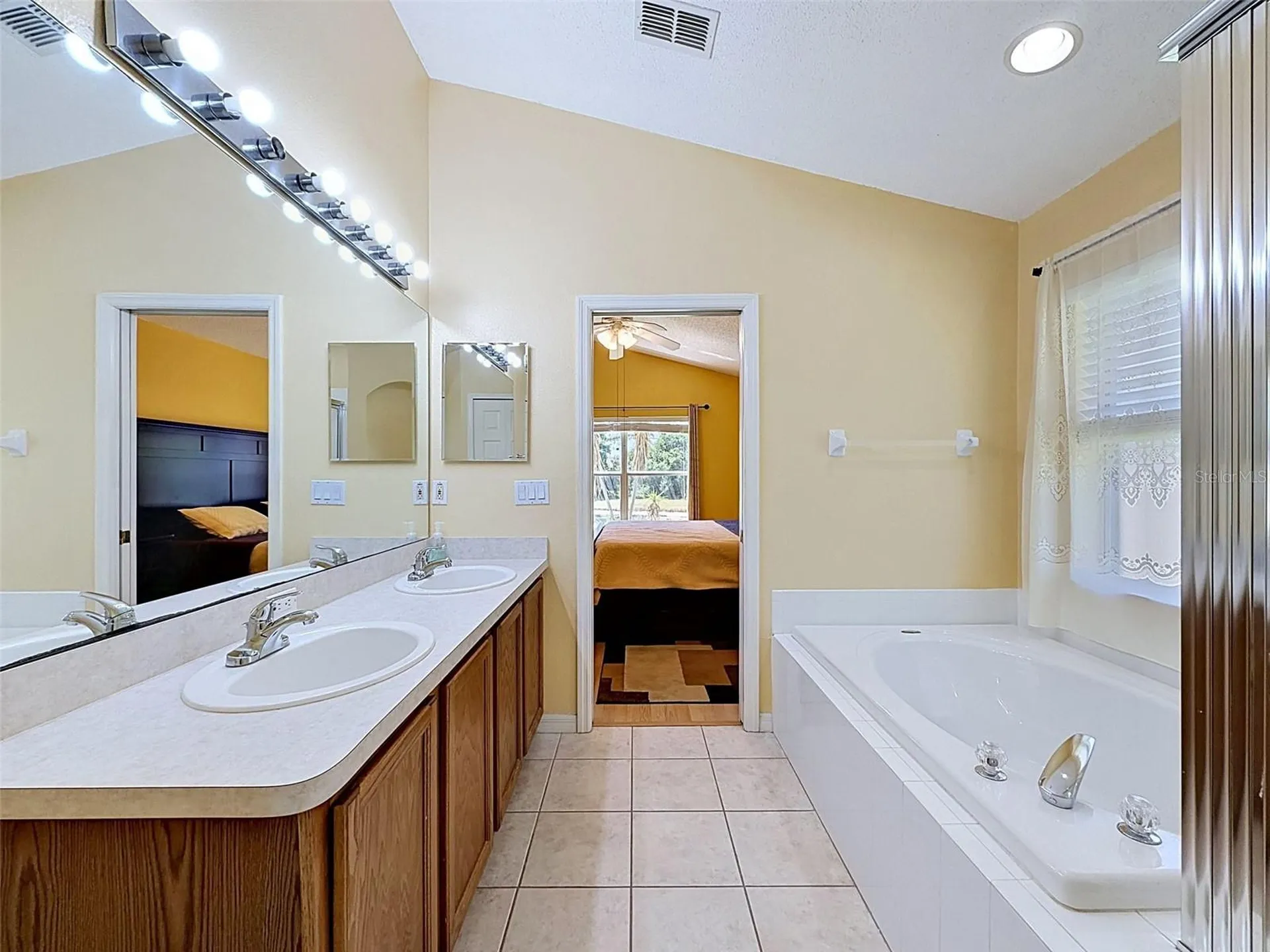 2706 Tidal Creek Drive Holiday FL 34691
