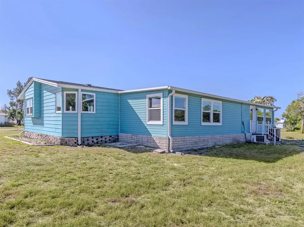 592 Portside Drive North Port FL 34287