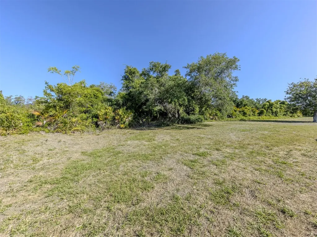 592 Portside Drive North Port FL 34287