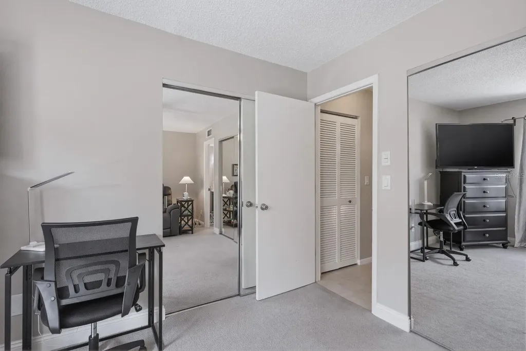 1906 Westley Street Safety Harbor FL 34695