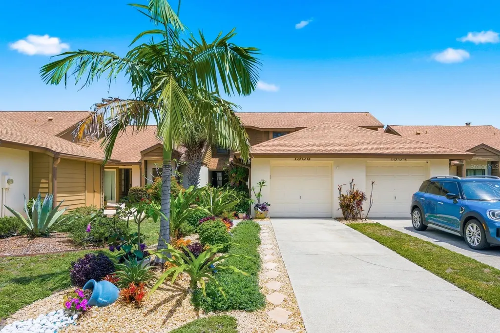 1906 Westley Street Safety Harbor FL 34695