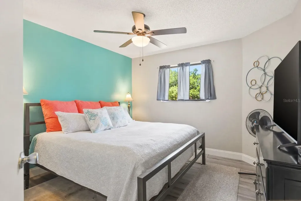 1906 Westley Street Safety Harbor FL 34695