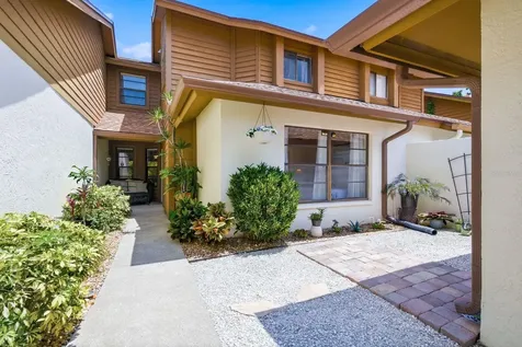 1906 Westley Street Safety Harbor FL 34695