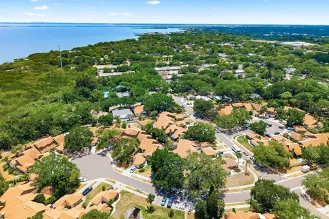 1906 Westley Street Safety Harbor FL 34695