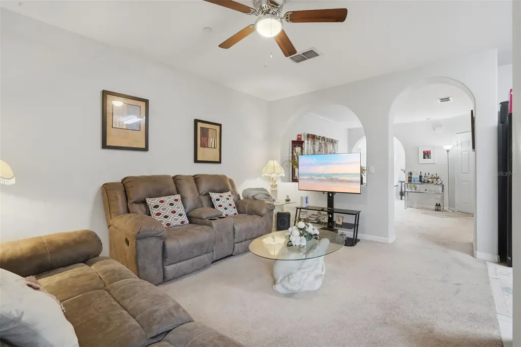 6113 Apollos Corner Way Orlando FL 32829