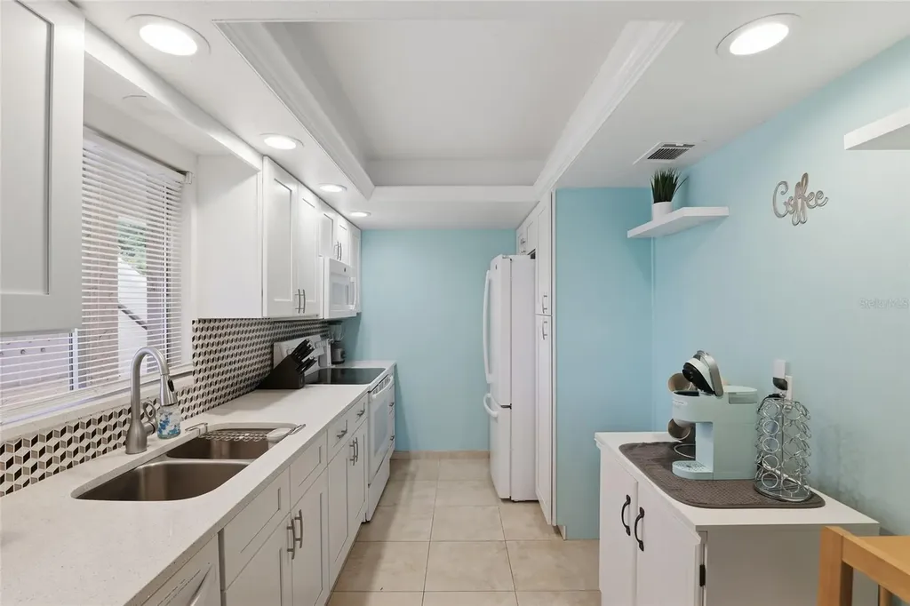 3710 El Poinier Court Sarasota FL 34232
