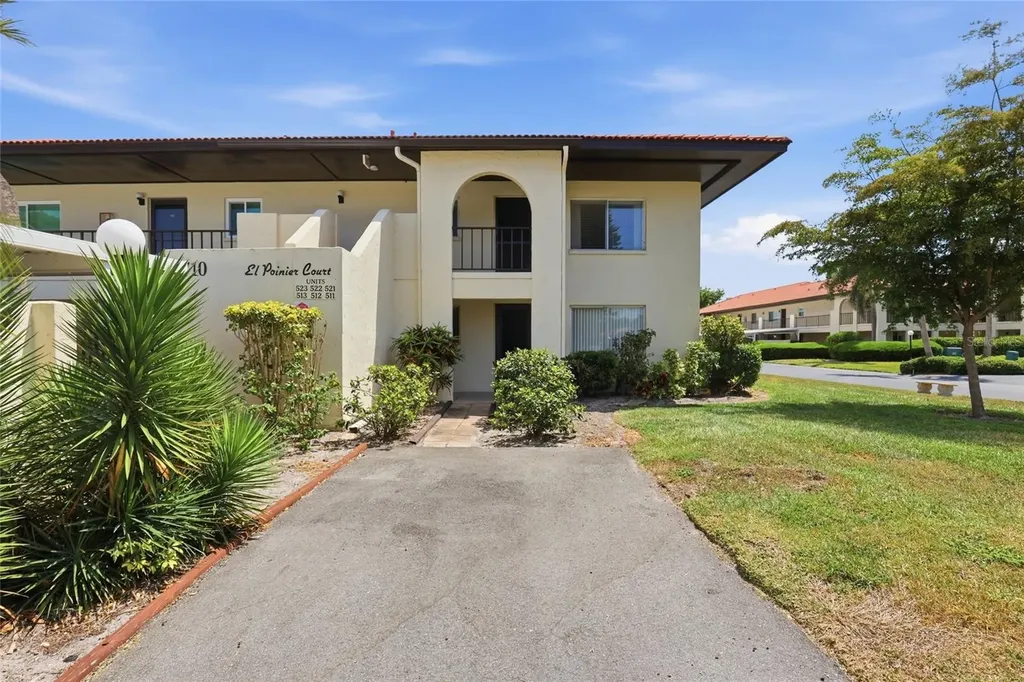 3710 El Poinier Court Sarasota FL 34232