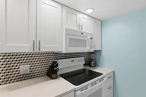 3710 El Poinier Court Sarasota FL 34232