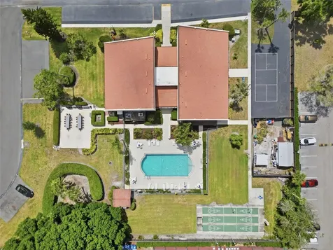 3710 El Poinier Court Sarasota FL 34232