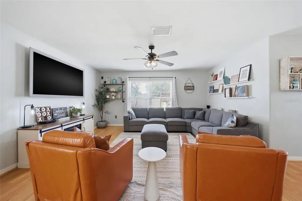 7510 Maroon Peak Drive Ruskin FL 33573