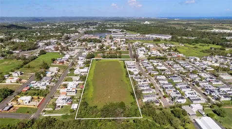 682 Santana Road Arecibo PR 00612