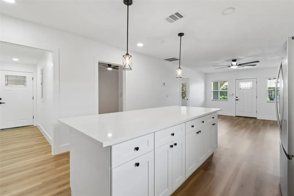 106 E Fern Street Tampa FL 33604
