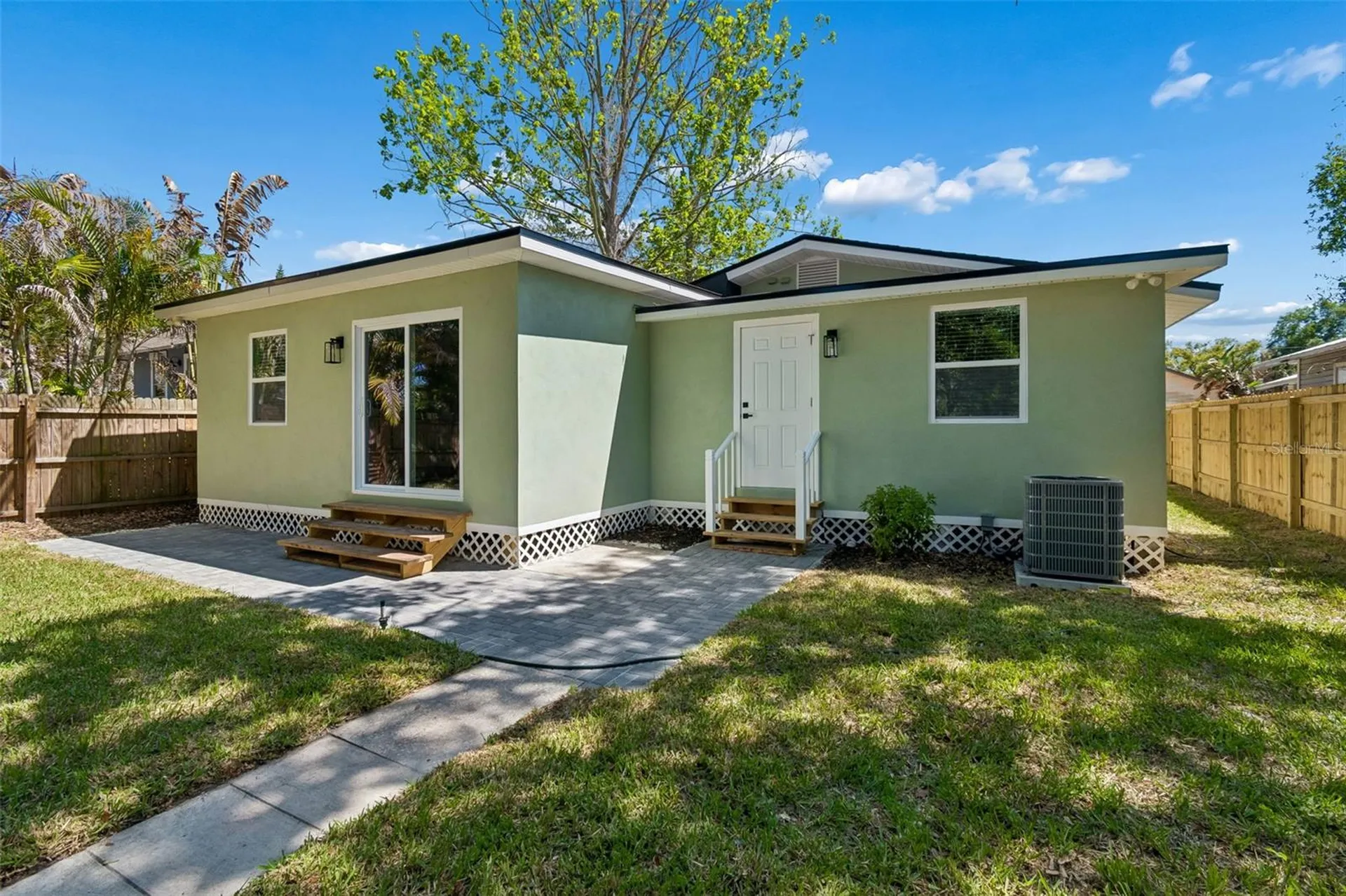 106 E Fern Street Tampa FL 33604