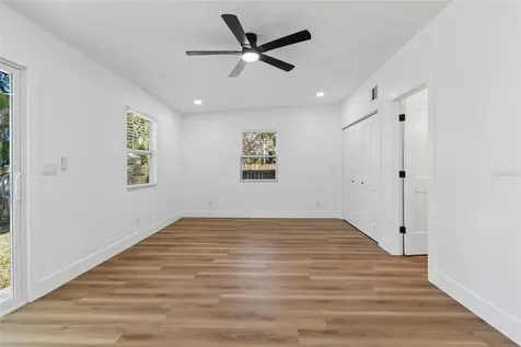 106 E Fern Street Tampa FL 33604