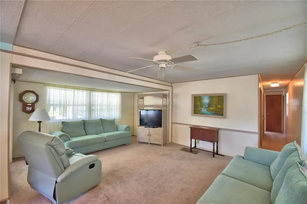 117 Holiday Lane Auburndale FL 33823