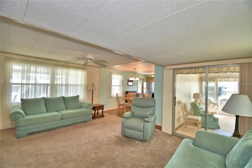 117 Holiday Lane Auburndale FL 33823