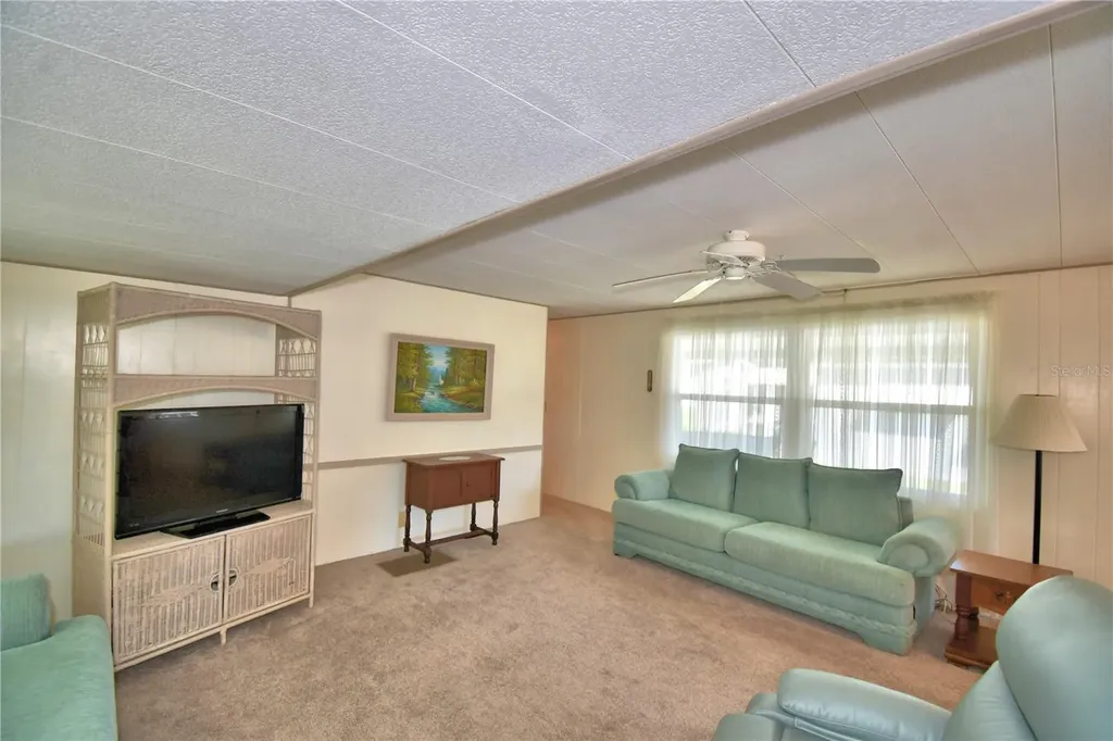 117 Holiday Lane Auburndale FL 33823