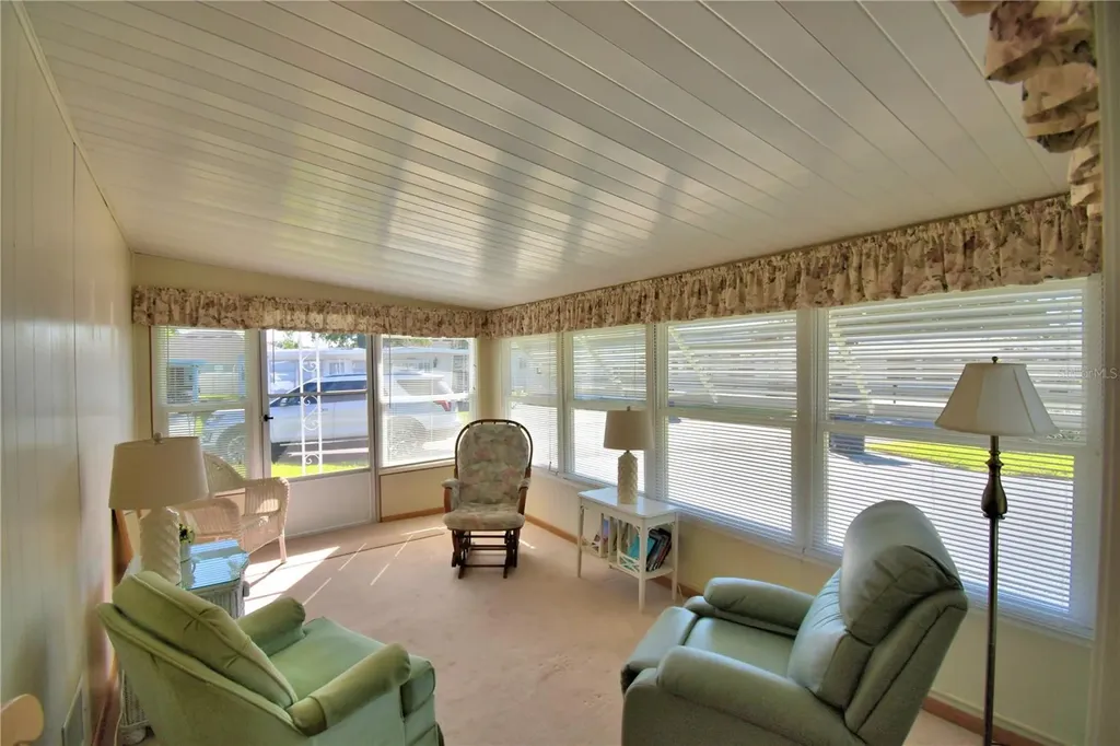 117 Holiday Lane Auburndale FL 33823