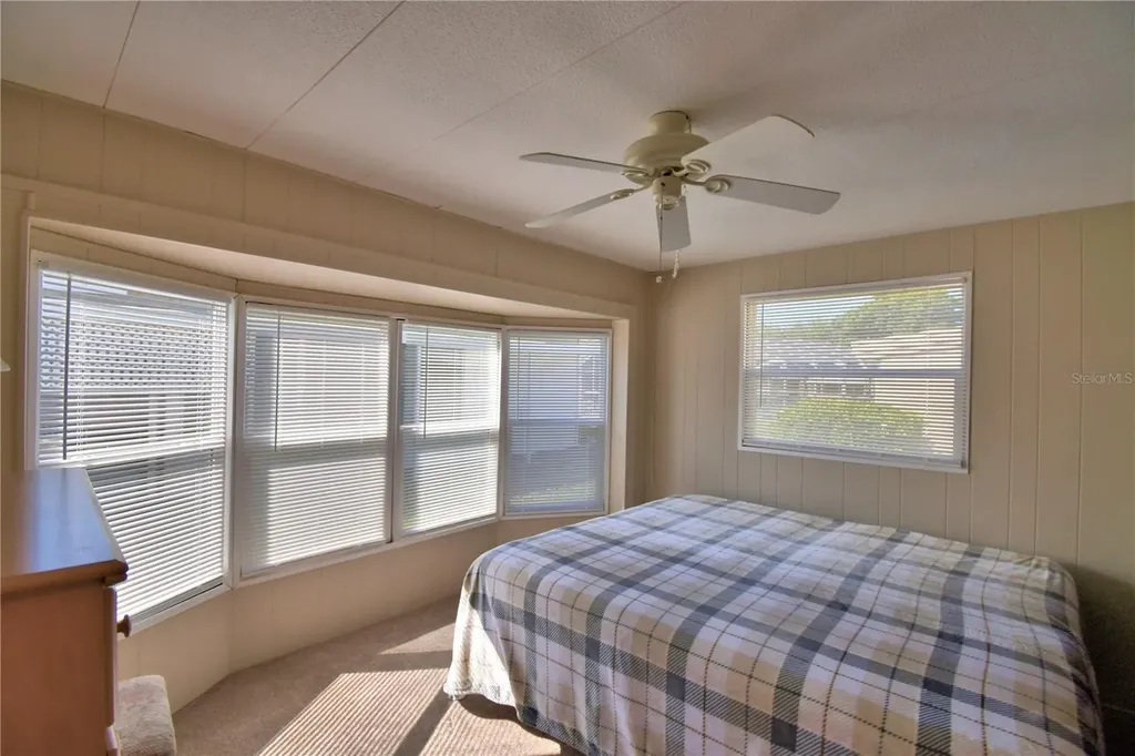 117 Holiday Lane Auburndale FL 33823